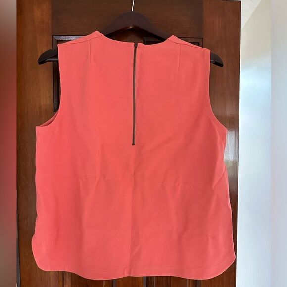 NWT Akris Punto Paillette Detail Tank Top Size 14 *MISSING ZIPPER PULL* - Picture 10 of 10